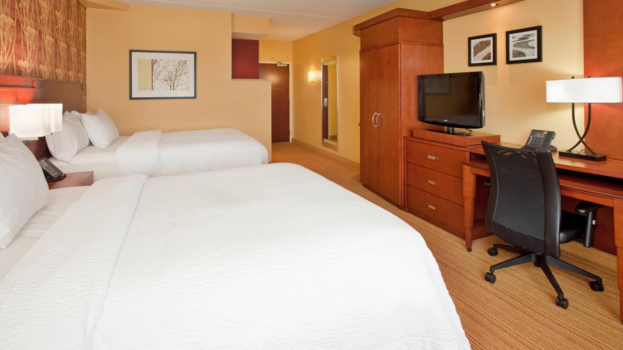 Courtyard By Marriott Pittsburgh North/cranberry Woods 3* Cranberry Township